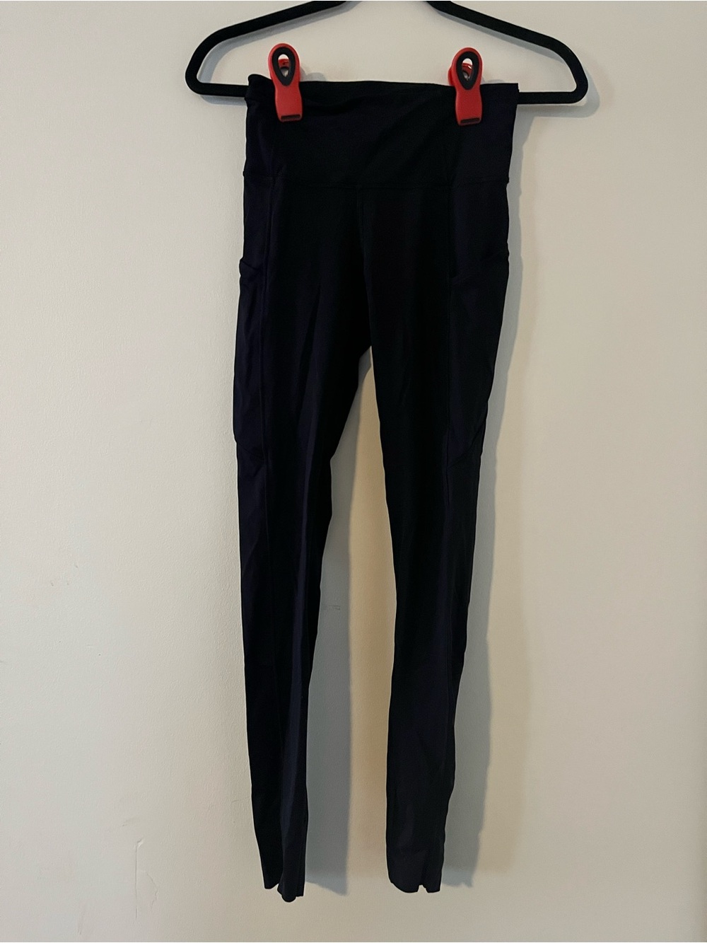 Lululemon Black Leggings Side Pockets 4 Full Length Stretchy